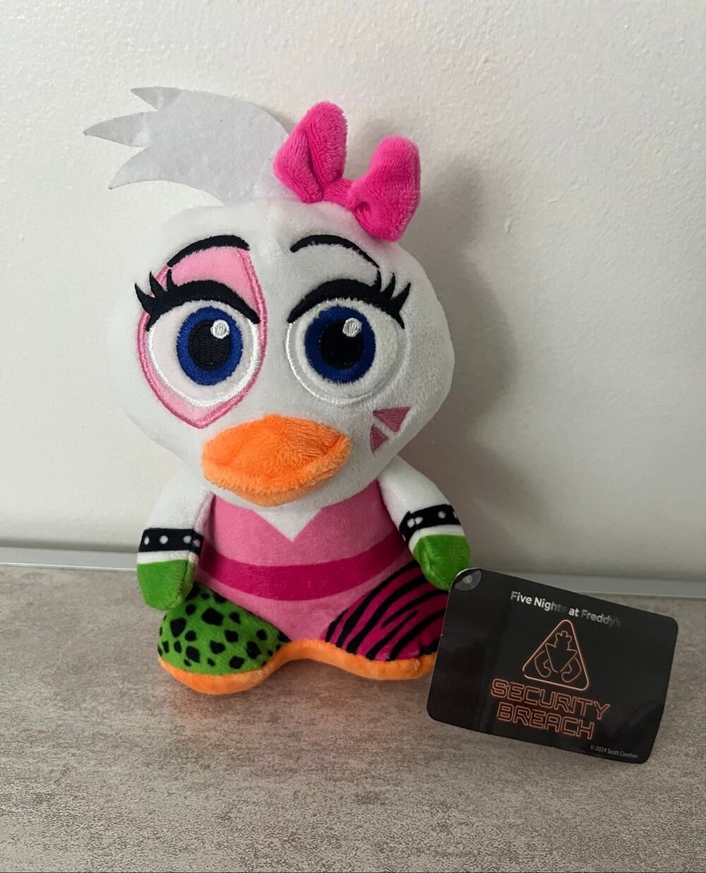 Five Nights at Freddy's FNAF Glamrock Chica Stuffed Plush  7" Security Breach